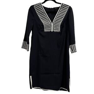 Ann Taylor Black Embroidered V-Neck 3/4 Sleeve Shift Dress Size Small